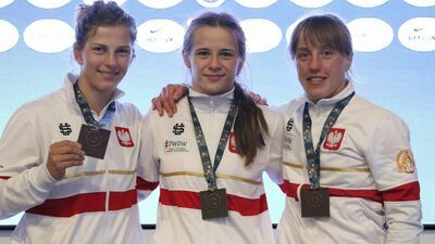 Zawodniczki Cementu-Gryfa Chełm Anhelina Łysak (w środku) oraz Katarzyna Krawczyk (z prawej) wywalczyły odpowiednio złoty i brązowy medal podczas turnieju Poland Open