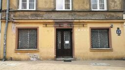 Lublin: Tu był sklep spożywczy, a tam z nabiałem. Puste miejskie lokale czekają na najemców