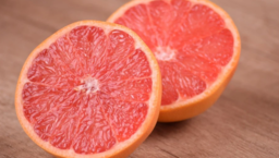 Koronawirus. Jeśli nie lubisz grejpruftów, to dobrze. Tak mówią naukowcy