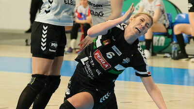 Joanna Szarawaga (w czarnym stroju) będzie pauzować przez kilka miesięcy z powodu kontuzji barku