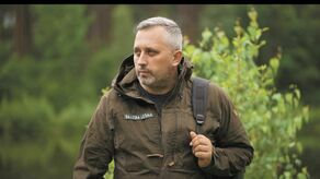 Janów Lubelski często w skrócie pisany jest jako Janów Lub. Przestawiłem więc tylko kolejność wyrazów i tak powstał tytuł kolejnej już w pełni gotowej piosenki wraz z teledyskiem, czyli LUB JANÓW – mówi Wojciech Tutka