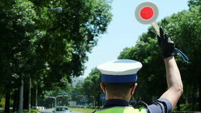 Zaostrzenie kar dla kierowców i wyższe mandaty. Rząd podał datę