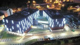 Budowa Kampusu Zachodniego trwała od początku 2019 roku. Rok temu władze uczelni odebrały od wykonawcy klucze do obiektów