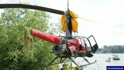 Śmigłowiec wpadł do jeziora. W środku dwie kobiety i mężczyzna