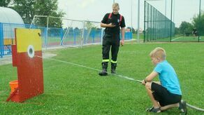 Niektórzy strażacy już biorą udział w akcjach promujących szczepienia. Takie atrakcje dla najmłodszych zorganizowali w niedzielę na pikniku w Bełżycach.