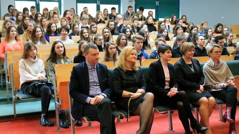 Nowy rok akademicki w Puławach rozpocznie około 300 studentów. Część z nich rozpocznie naukę na nowych kierunkach: techniki kryminalistyczne i biobezpieczeństwo