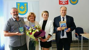 Przywitanie Waldemara Kota w Bychawie z udziałem m.in. burmistrza Janusza Urbana. 