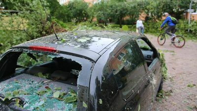 Wielu mieszkańców zwróciło uwagę na brak powiadomienia SMS-owego z Rządowego Centrum Bezpieczeństwa o nawałnicy, która przeszła w nocy z poniedziałku na wtorek
