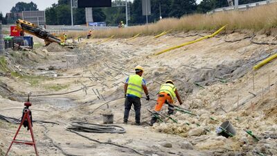 Trwają dodatkowe prace na kilkusetmetrowym odcinku obwodnicy Janowa Lubelskiego