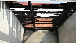 Biała Podlaska. Policja złapała podpalacza. Mówi, że tylko palił papierosy