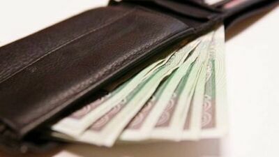 Lubartów. W saszetce było 7 600 zł, a w portfelu 10 400 zł