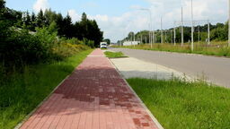 Do niedawna bezimienna droga pomiędzy Składową, a Kolejową to teraz ulica Sportowa. Od znajdującej się w pobliżu hali widowiskowo-sportowej