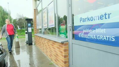 Osiedlowa Stokrotka przy ul. Harnasie w Lublinie to od kilku dni kolejny płatny parking w mieście