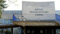 Puławski szpital notuje wzrost liczby pacjentów po ponownym uruchomieniu normalnej działalności. W pierwszej połowie roku spadek ilości zabiegów był dramatyczny