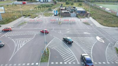 Wniosek bez ograniczenia kwoty dotyczy przedłużenia ul. Lubelskiego Lipca ’80 oraz budowy ul. Kłopotowskiego, czyli przedłużenia ul. Węglarza. Koszty tych arterii oszacowano na 110 mln zł, zaś miasto stara się o 104,5 mln zł.