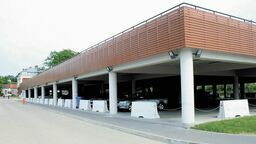 Zdaniem puławskich urzędników, budowa dwupoziomowego parkingu przy Portowej była pechowa. Sufit nadal przecieka, a pieniądze, które miały służyć do naprawy, miasto będzie musiało zwrócić wykonawcy