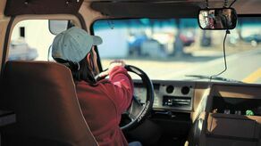 Liczba osób zatrudnionych w przedsiębiorstwach transportowych rośnie z roku na rok