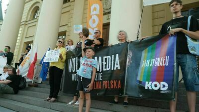 Protest w "obronie wolnych mediów" w Lublinie. "Właśnie chcą ci wyłupić oczy" [zdjęcia, wideo]