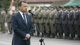 Szef MON: Zakażemy noszenia mundurów przez "antyszczepionkowych terrorystów"