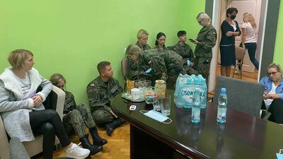 Uczniowie i działacze AGROunii okupowali dzisiaj gabinet starosty chełmskiego Piotra Deniszczuka