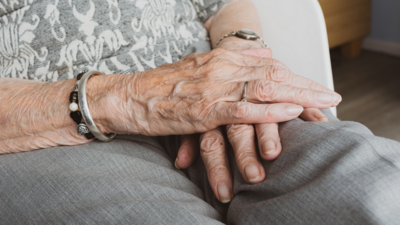 Lubelskie. Pechowe szczęście staruszki. Padł jej telefon i to ją uratowało