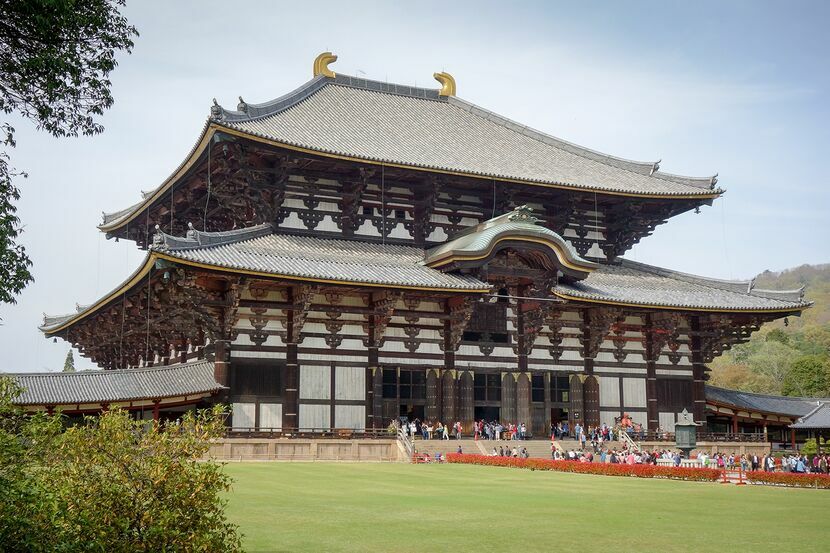 Największa drewniana budowla na świecie: Pawilon Wielkiego Buddy w kompleksie świątynnym Todai-ji w Narze