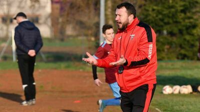 Trener Artur Jaremko wciąż wierzy, że jego drużyna w kolejnych meczach zacznie regularnie gromadzić punkty

