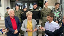 Presja ma sens. Uczniowie w Dubience jednak zaczęli rok szkolny