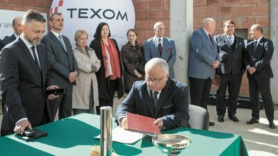 W poniedziałek uroczyście wmurowano kamień węgielny pod budowę Stacji Badawczej i Ośrodka Dydaktyczno-Szkoleniowego Jeździectwa i Hipoterapii