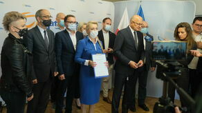 Rekomendacja dla pani poseł jest pewnym zaskoczeniem, bo wcześniej w kontekście walki o partyjne przywództwo w stolicy województwa padały inne nazwiska.