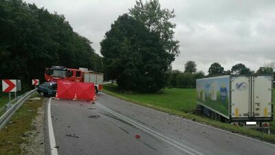 Śmiertelny wypadek na krajowej "19". Kierowca osobówki zginął na miejscu