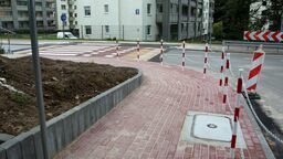 Bezpieczniej w drodze do szkoły. Kończą prace przy Pileckiego w Puławach [zdjęcia]