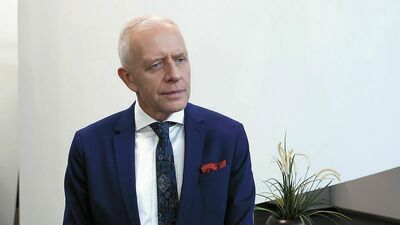 Pneumokoki zwiększają niebezpieczeństwo zaostrzenia chorób współistniejących, szczególnie u osób starszych, a zatem rozregulowują cukrzycę, niewydolność krążenia, zaostrzają POChP, niewydolność nerek i psują cały szereg innych rzeczy w organizmie – wylicza dr Michał Sutkowski.