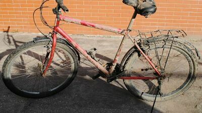 Wyciągnęli z rzeki rower a teraz szukają jego właściciela