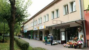 W budynku przy ul. Sikorskiego znajduje się osiem lokali socjalnych