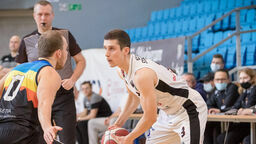 Michael Gospodarek (z piłką) wraca do dobrej formy

