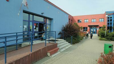 W Szkole Podstawowej nr 51 w Lublinie wczoraj stacjonarnie uczyli się tylko uczniowie klas I - III