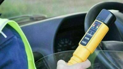 Pijany w seacie. Zatrzymany dzięki innym kierowcom