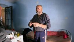 Żyje bez prądu i z dyktą w oknach, nie może wyjść z domu