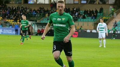 Marcel Wędrychowski (w środku) w niedziele może otrzymać szansę gry przeciwko swojemu macierzystemu klubowi

