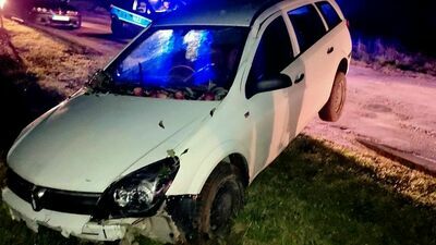 Kraśnik. Rozpędzony opel szarżował wśród jabłonek, a kierowca bełkotał