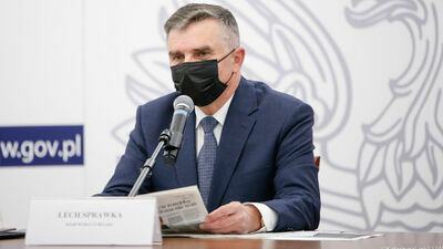 Na łamach gazety wywiadu udzielił także sam wojewoda Lech Sprawka