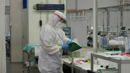 Szpital tymczasowy w Lublinie. Według danych z oficjalnego systemu urzędu wojewódzkiego dzisiaj było tam 85 pacjentów