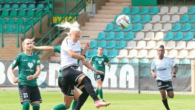 Roksana Ratajczyk (w białym stroju) zapowiada, że w Koninie Górnik powalczy o komplet punktów