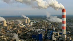 Rozbudowywana elektrociepłownia służy Zakładom Azotowym, a jednocześnie ogrzewa całe miasto. Jej nowy blok energetyczny będzie produkował 100 MW energii elektrycznej i 300 MW ciepła