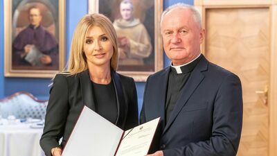 Dr hab. Beata Piskorska