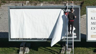 W sobotę rano billboard przy ul. Filaretów w Lublinie został zaklejony