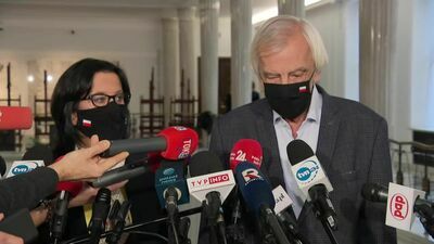 "Rząd nie myśli o przedłużeniu stanu wyjątkowego". Terlecki zapowiada dopuszczenie mediów do granicy