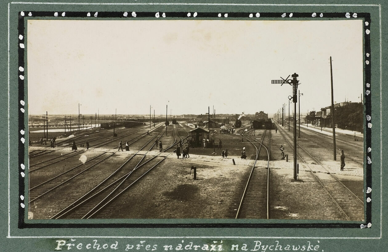 Lublin rok 1916-1918. Dzisiejsza ul. Kunickiego i miejsce gdzie jest wiadukt kolejowy<br />
<br />
