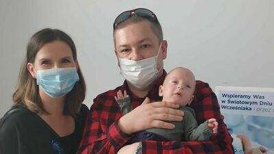 Eliza i Paweł Żochowscy wraz ze swoim synkiem Michałem, który skończył właśnie pięć miesięcy i rozwija się prawidłowo